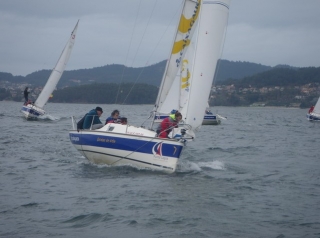 Aprende a navegar en Punta Lagoa